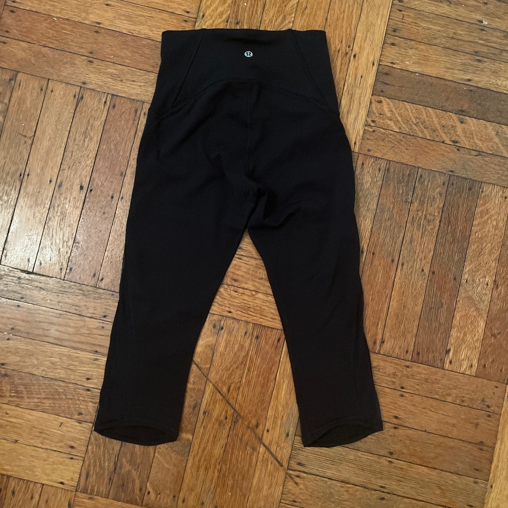Lululemon capris